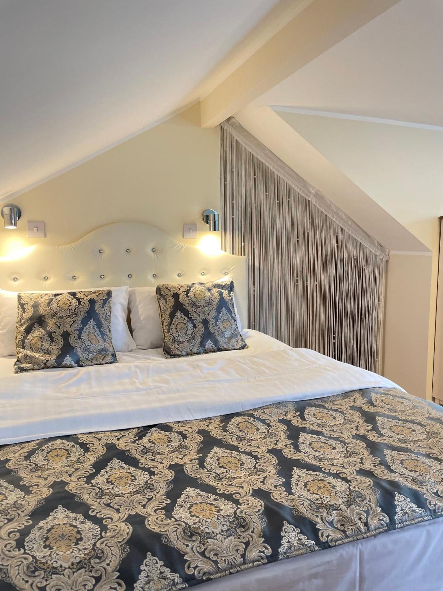 The White Lodge Hotel Hereford Exterior foto